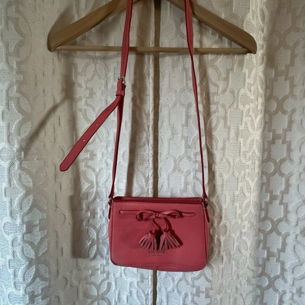 Kate Spade Hayes Street Eniko Coral Pink Pebbled Leather Crossbody